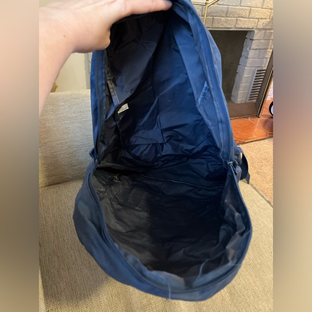 Disney land Paris blue backpack - Picture 2 of 5